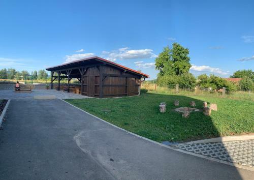 Apartamento Penzion Hol�n U Prachovsk�ch Skal