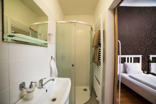 Bed & Breakfast Penzion Krom??�?
