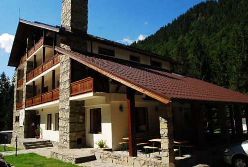 Hostal Cabana Conacul Ursului