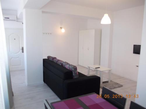 Apartamente Sara 2013