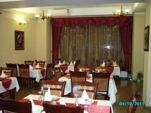 Hotel Golden Rose
