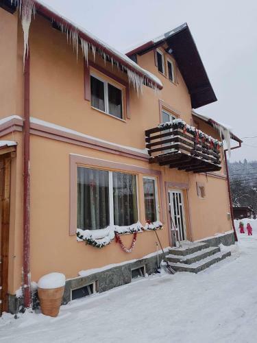 Hostal Pensiunea Dorali