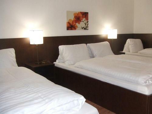 Auto-aqua-cyclocamp Ostro?sk� Nov� Ves