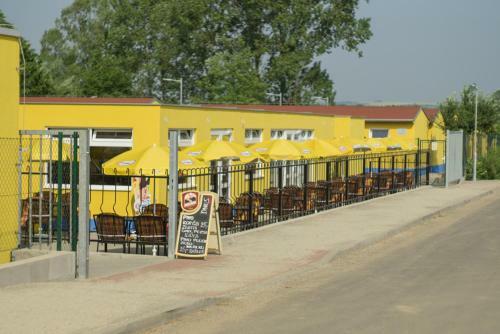 Auto-aqua-cyclocamp Ostro?sk� Nov� Ves