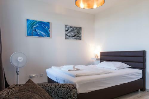 Venia Apartments