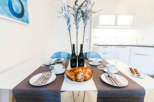 Venia Apartments