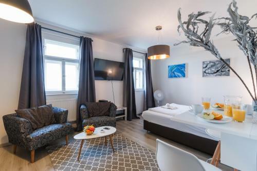 Venia Apartments