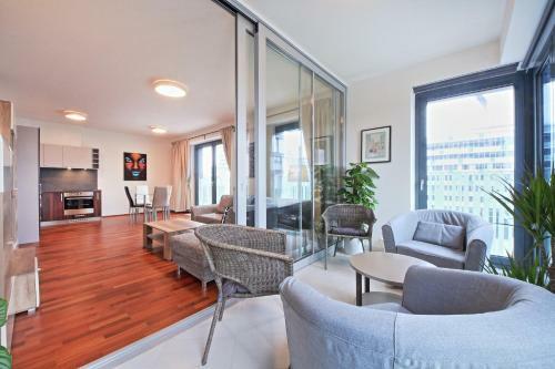 Ol Apartments