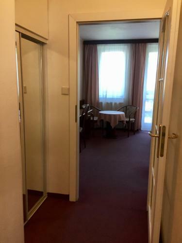 Hostal Hotel-pension Kam�k