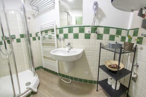 Nobles Apartments
