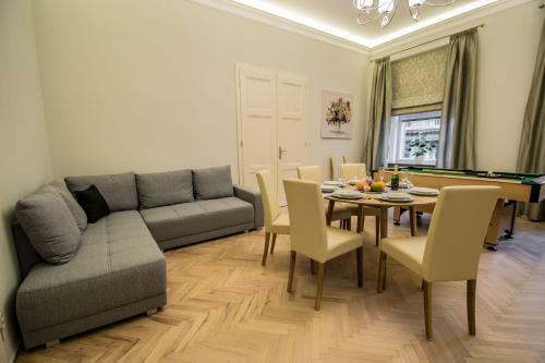 Apartamentos Ruterra Apt With Sauna And Billiards