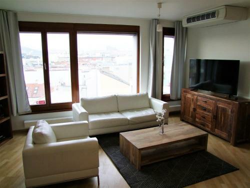Wenceslas Square Apartments By Otsa