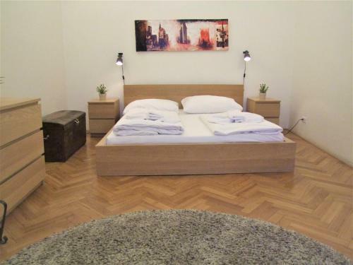 Wenceslas Square Apartments By Otsa