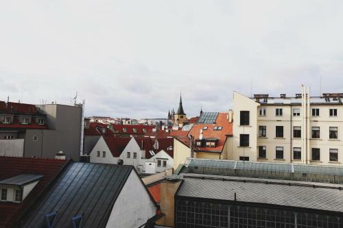 Wenceslas Square Apartments By Otsa