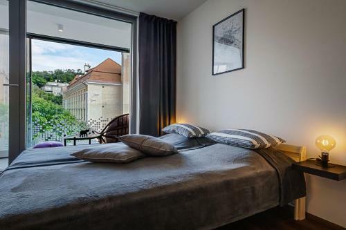 Homy Apartments