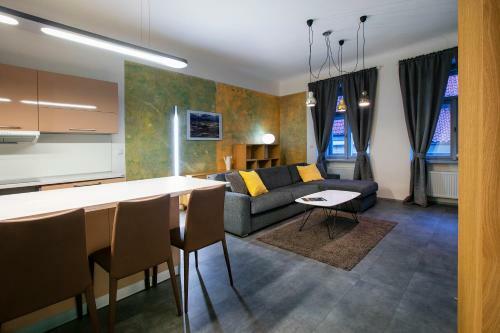 Apartments At The Blue Duckling