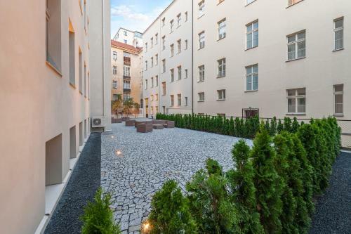 Aparthotel H7 Palace