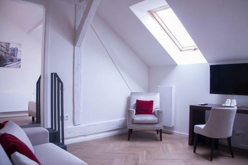 Aparthotel H7 Palace
