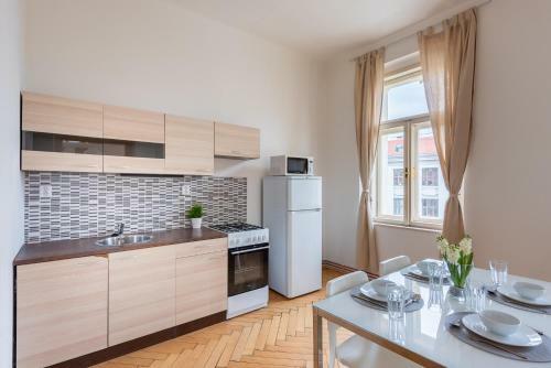 Residence Tesnov Apartment