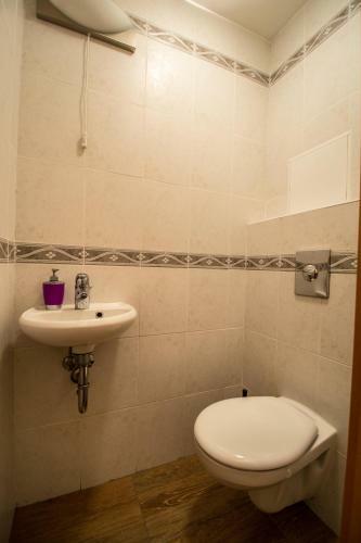 Riverside Ruterra Apartment