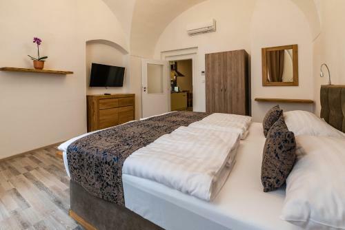Historic Centre Aparthotel X