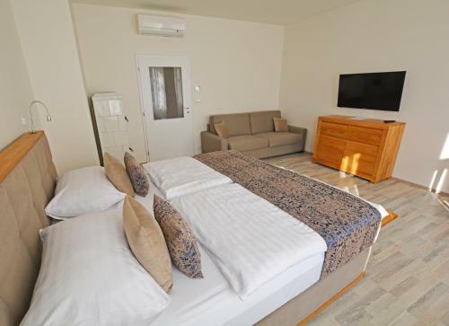 Historic Centre Aparthotel X
