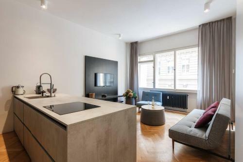 Sleek Apartment In New Town By Prague Days