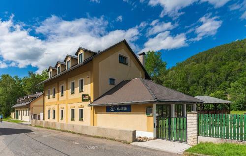 Hostal Penzion Rej?tejn