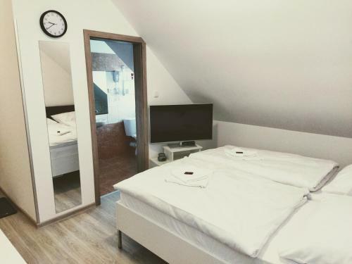 Hostal Penzion Janou?ek Motorsport