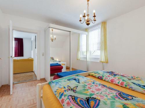 Cozy Apartment In Altenfeld With Garden