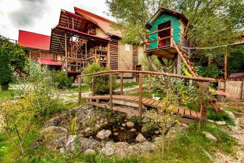 Hostal Raiul De Pe Rau