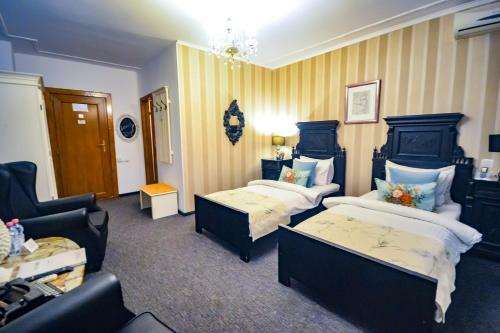 Hostal Vila Sarada
