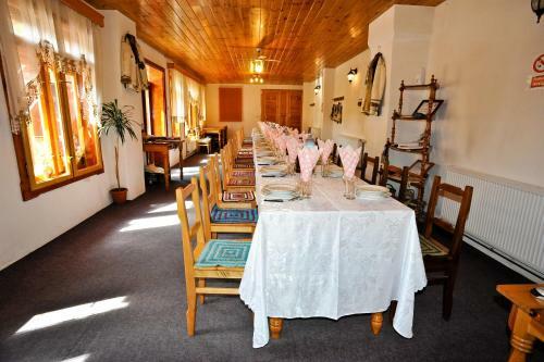 Hostal Pensiunea Muntean