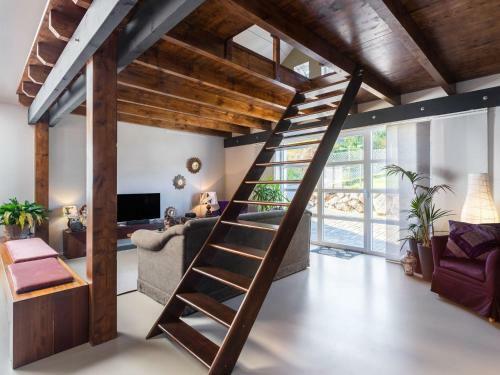 Sprawling Apartment In Birresborn With Balcony, Barbeque