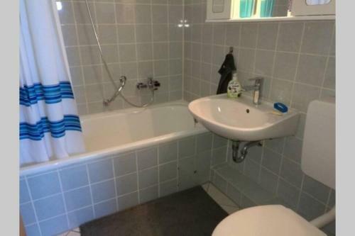 Apartamento Moderne Ferienwohnung Mit Wlan+schwimmbad+sauna