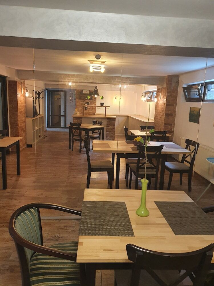 Hostal Pension Belleville