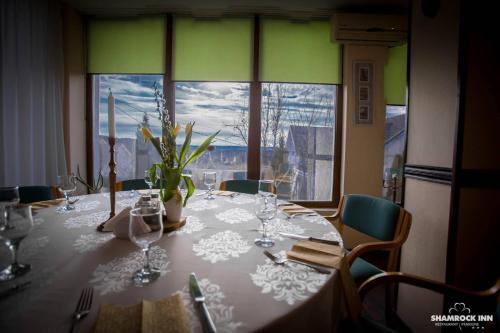 Hostal Shamrock Inn