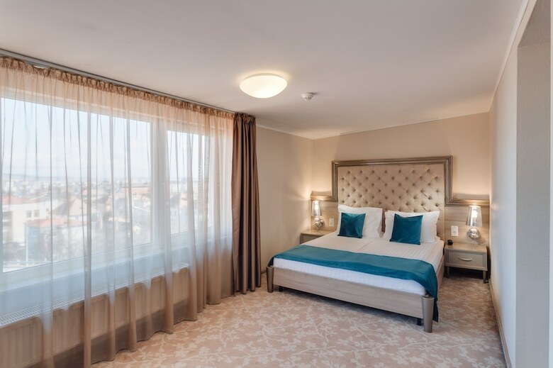 Hotel Meridian