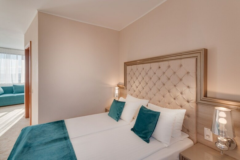 Hotel Meridian