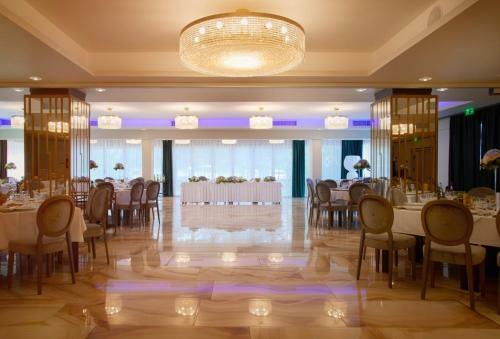 Univers T Hotel
