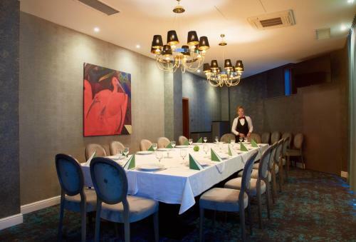 Univers T Hotel