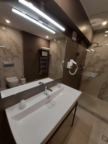 Univers T Hotel