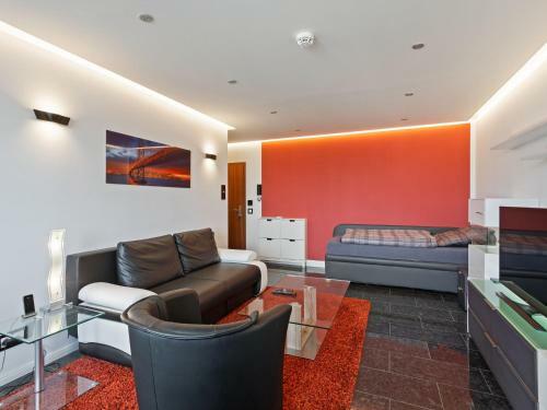 Captivating Holiday Home In Frankfurt With Netflix