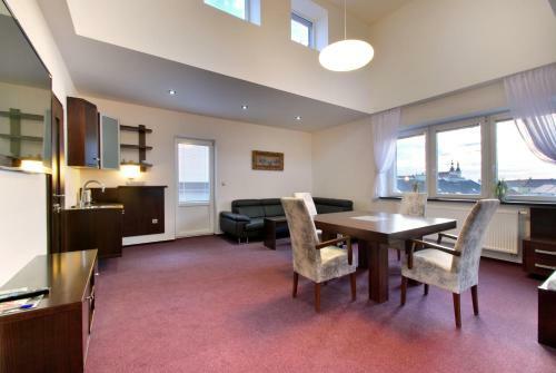 Hotel Pal�c