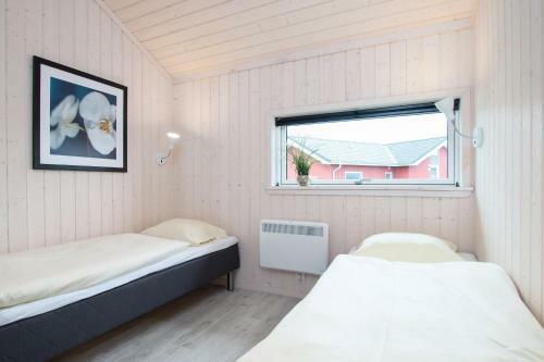 Resort 2 Ocean Cottage A 56