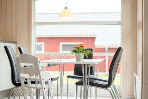 Resort 2 Ocean Cottage A 124