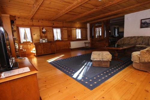 Holiday Home Gro�sch�nau - Dmg08100g-fyb