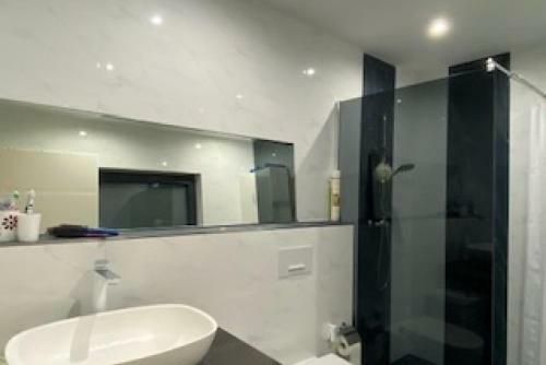 Id 6975 - Private Rooms