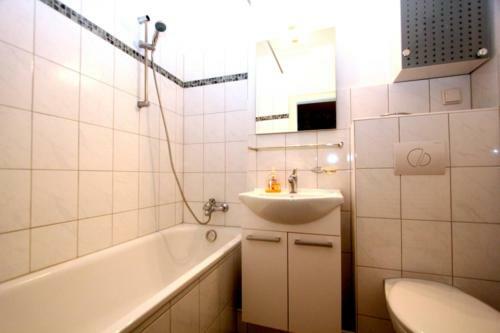 Id 4950 - Private Apartment