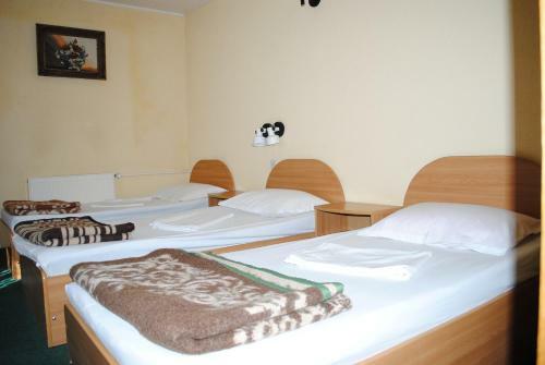 Hotel West